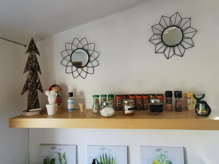 Entre Ventoux Et Luberon, Appartement Dans Maison. Malemort-du-Comtat Extérieur photo